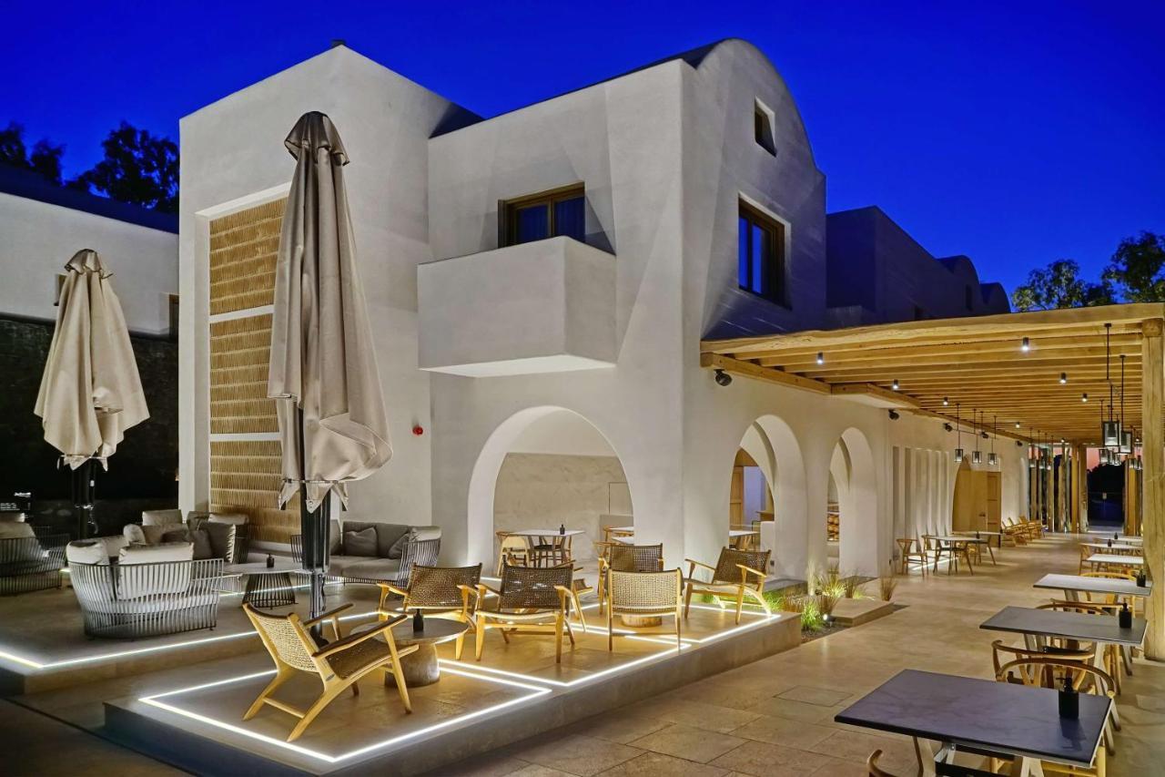 Radisson Blu Zaffron Resort, Santorini Kamári Esterno foto